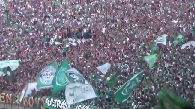 Los ultras del Raja Casablanca apedrean el autobús del equipo