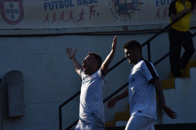 La AD Ceuta FC suma el triunfo ante el CE Felanitx y pasa a la siguiente ronda