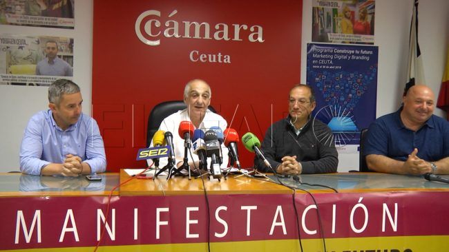 Sindicatos, Confederación y Cámara gritan «socorro» para «salvar a la ciudad»