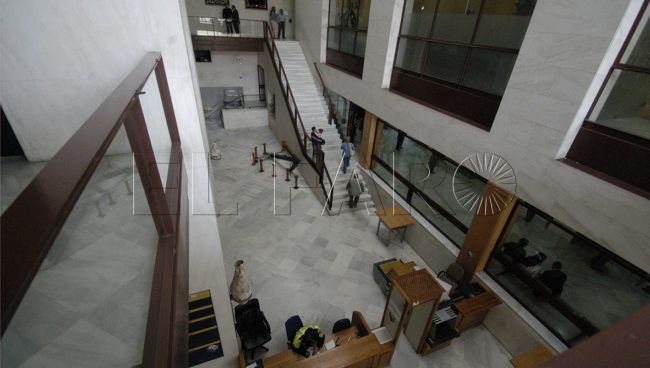 La burocracia deja sin beca de 9.000 euros a cinco universitarios ceutíes