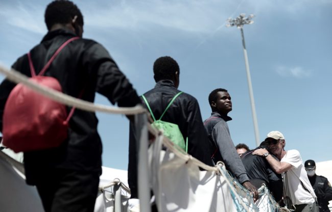 La UFP acusa de «demagogo» al Gobierno tras acoger al barco Aquarius