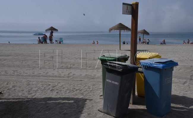 La Ciudad invita a todos los ceutíes a disfrutar de las playas durante el verano