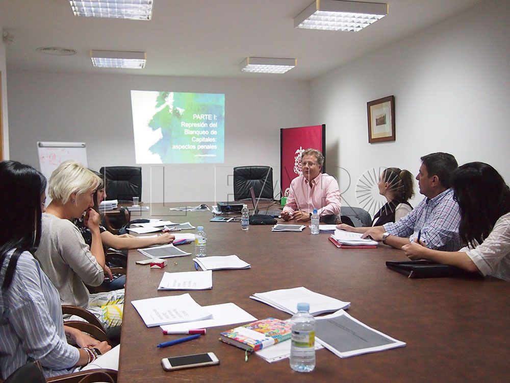 La Cámara de Comercio trae a Ceuta a uno de los mayores expertos en prevención de blanqueo