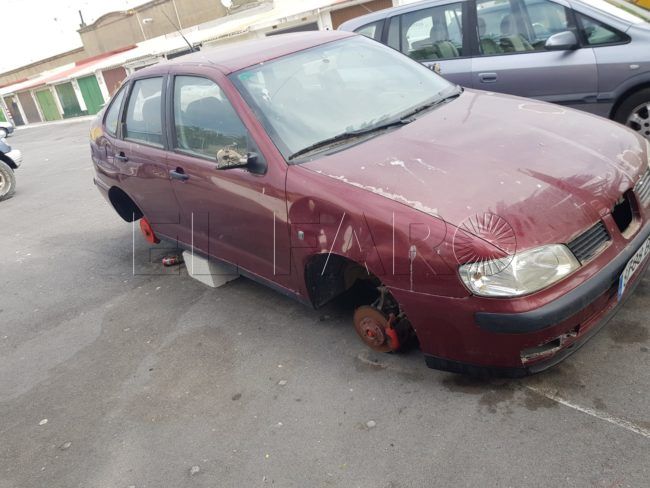 De coche a chatarra en unos minutos
