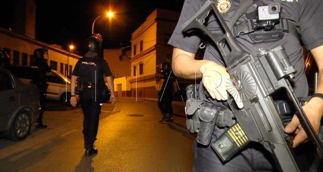 Guardianes de la barriada: el Subgrupo de Noche de la Policía Nacional en el Príncipe