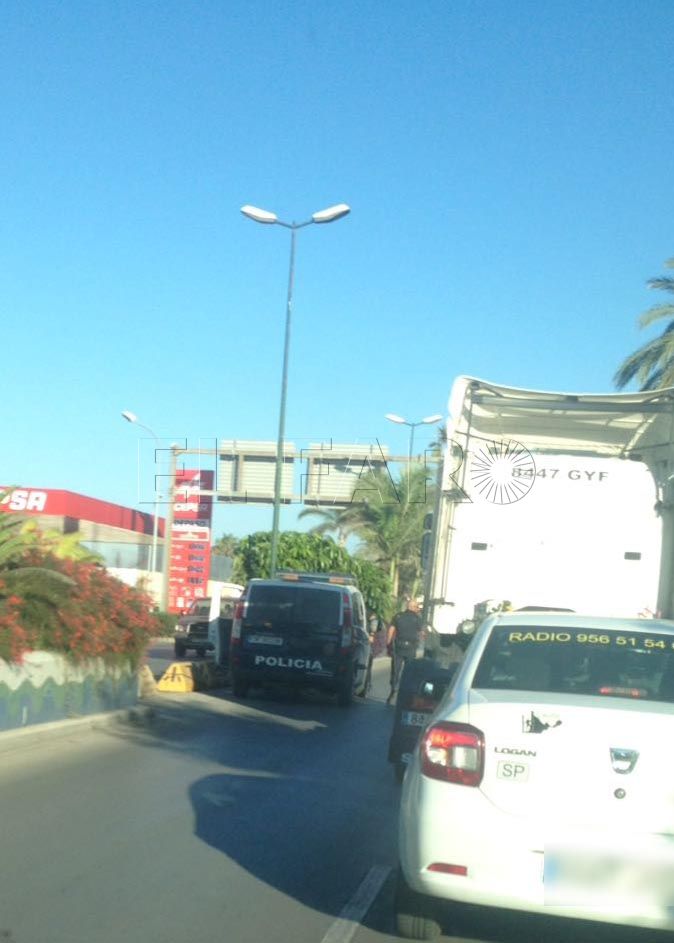 Redada de la Policía Nacional por los menores e inmigrantes del puerto de Ceuta