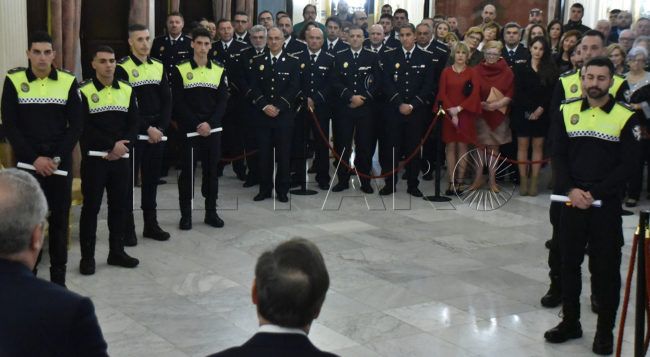 Los 15 policías locales se incorporarán como funcionarios el 1 de diciembre