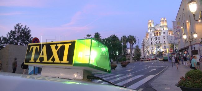 El Faro - El sector del taxi insta a poner reclamaciones en vez de “insultar” por internet