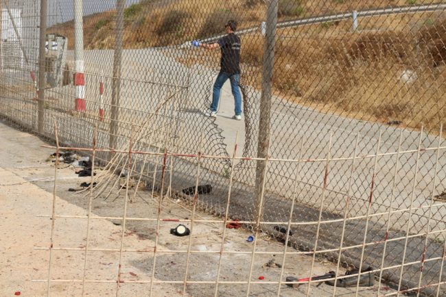 La Federación de Vecinos se ofrece a “echar una mano” a la Guardia Civil en la valla