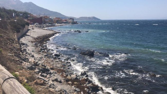 El Faro - Benzú vuelve a denunciar las carencias de la playa en materia de limpieza