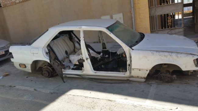 Denuncian el riesgo de incendio por la presencia de coches abandonados