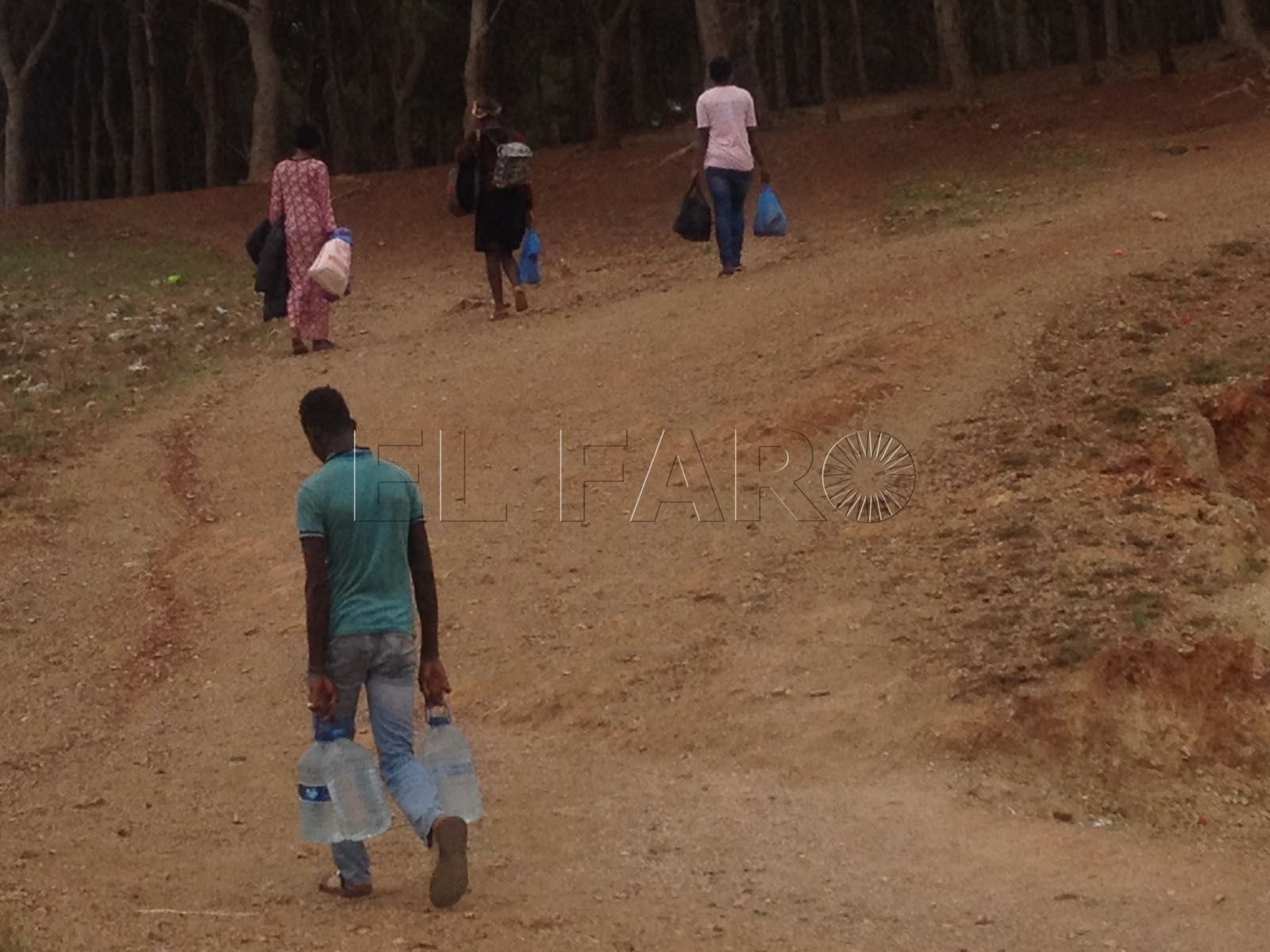 Activistas ceutíes, con los inmigrantes en los bosques de Nador: «La situación es catastrófica»