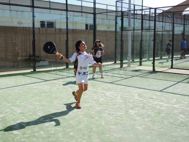 La Federación de pádel de Ceuta celebra un torneo para menores