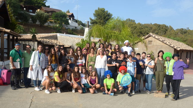 Sanidad visita a los alumnos de ‘La Inmaculada’ ganadores del concurso ‘Clase sin humo’