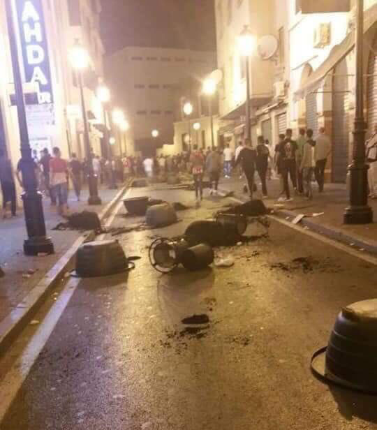 Noche de disturbios en Tetuán por la muerte de Hayat: «Matadnos a todos»