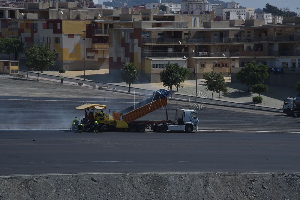 Comienza el embetunado de la zona de embolsamiento de Loma Colmenar