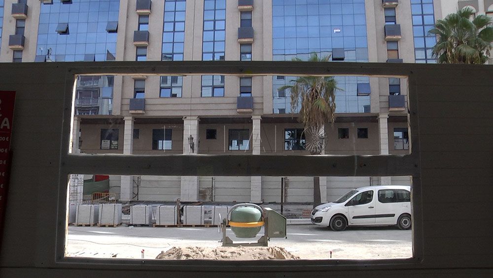 Ventanas indiscretas a la obra de Gran Vía