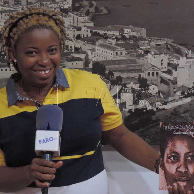 El Faro - La escritora Danielle Mboume presenta su libro: «En África, el activismo es poner tu vida en peligro»