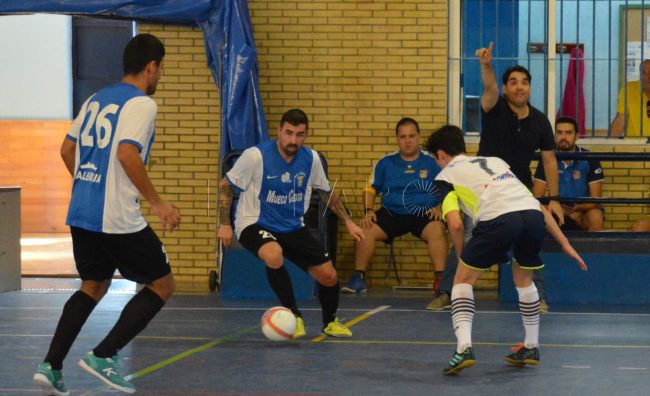 El Faro - El Ceutí se pone el mono de trabajo