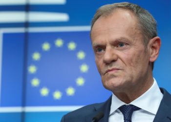 EPA757. BRUSELAS (BÉLGICA), 18/10/2018.- El presidente del Consejo Europeo, Donald Tusk, ofrece una rueda de prensa durante la segunda jornada consecutiva de la cumbre europea de Bruselas, en Bélgica, hoy, 18 de octubre de 2018. EFE/ Olivier Hoslet