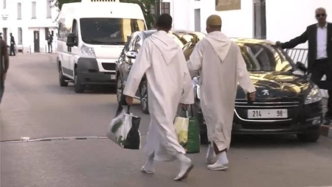 Polémica en el Parlamento de Marruecos: varios diputados se llevan comida a escondidas