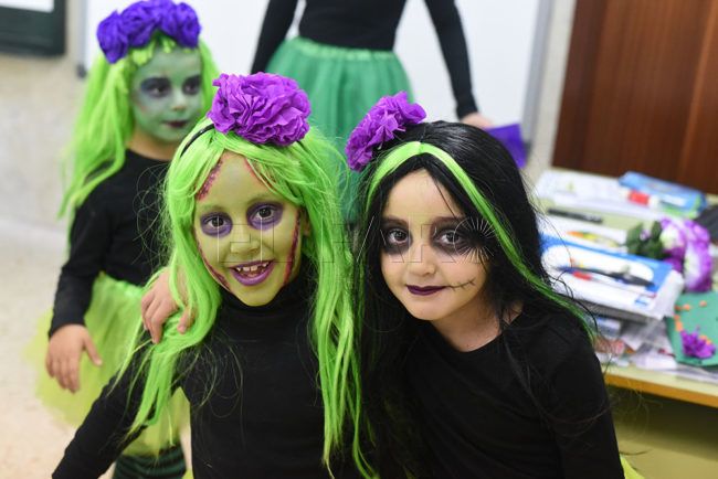 La familia Adams del colegio Rosalía de Castro