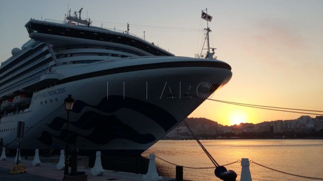 El ‘Sapphire Princess’, titán de los cruceros, llega a Ceuta