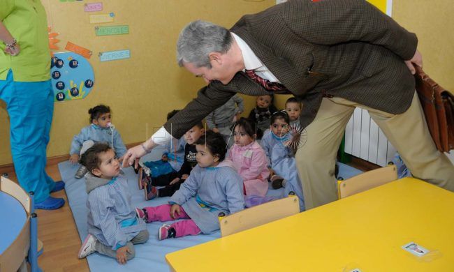 Educación califica la planificación de la etapa de Gómez Cabrera de “desastrosa”