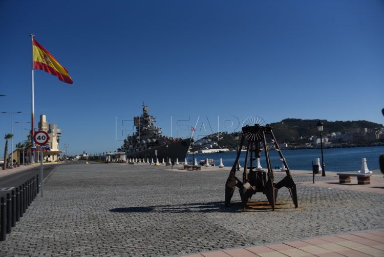 Un buque ruso en el puerto de Ceuta, en una imagen de archivo.