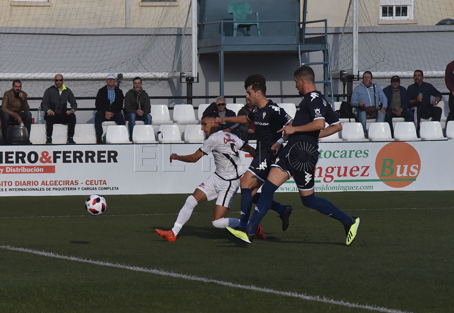 El Ceuta no puede tropezar en su campo