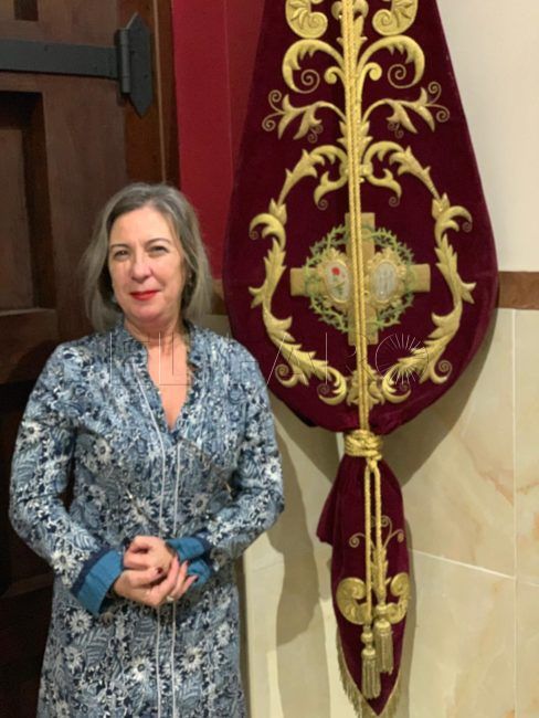 Auxiliadora Mateos Requena, elegida como nueva hermana mayor de la Hermandad de La Amargura