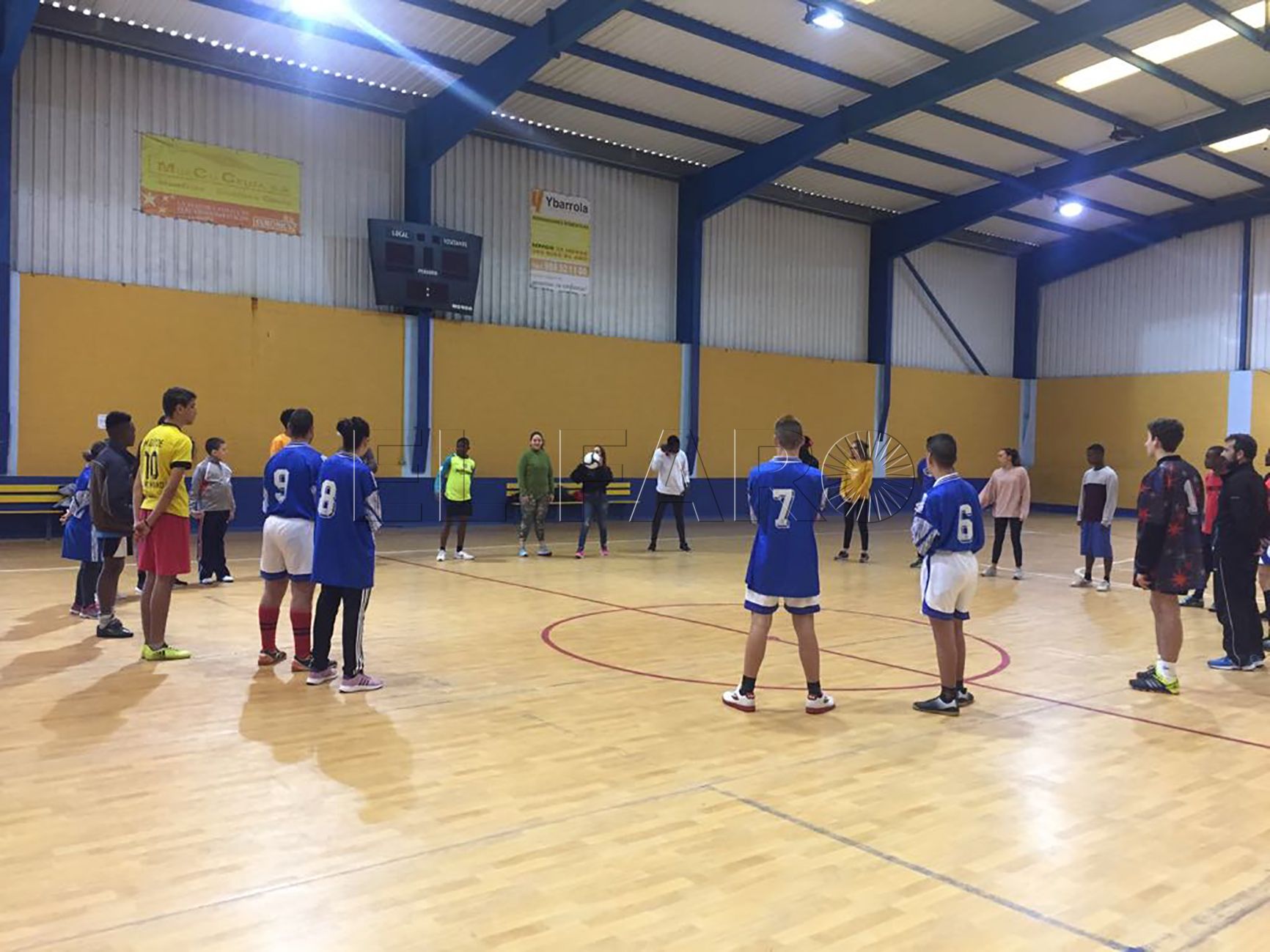 Deportes repara la cubierta del pabellón ‘Santa Amelia’