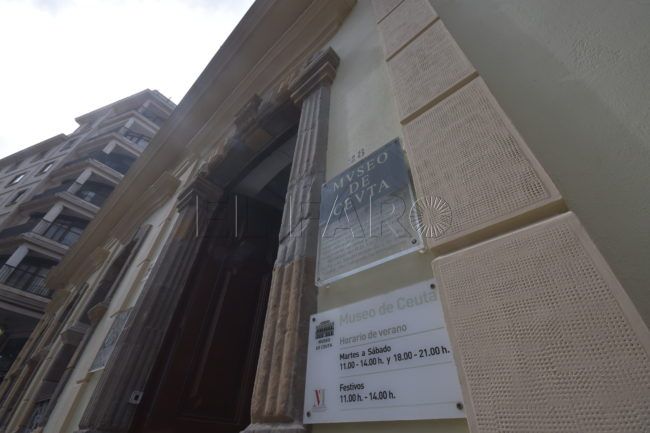 El Faro - Cultura expone desde este viernes la colección de maestros y coetáneos de Bertuchi de la Casa Asjaris de Granada