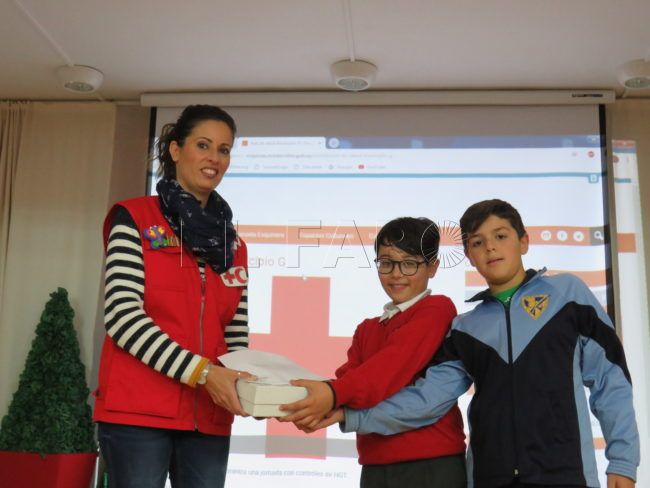 Cruz Roja agradece la solidaridad del CEIP Lope de Vega por su donación para al infancia