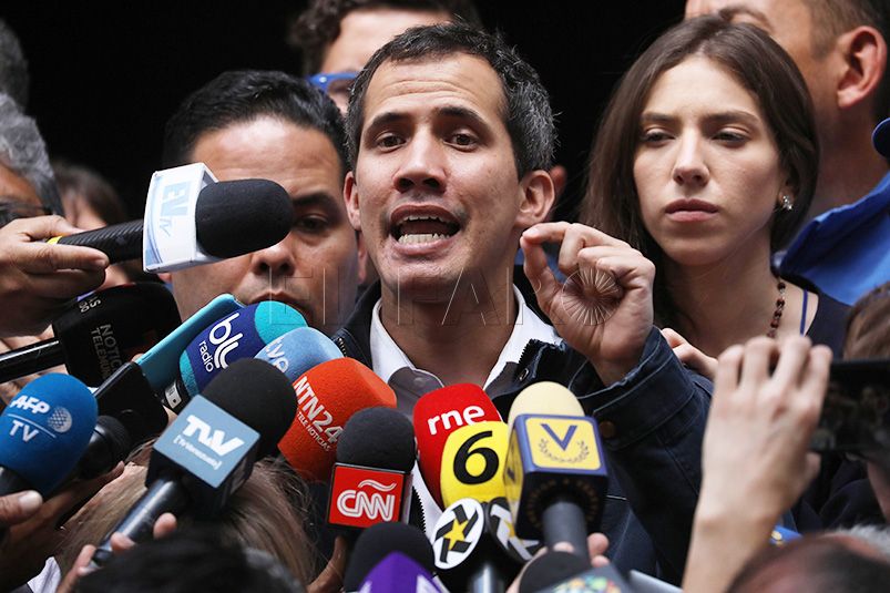 Guaidó llama a Marruecos y ofrece «relanzar relaciones sobre bases serenas»