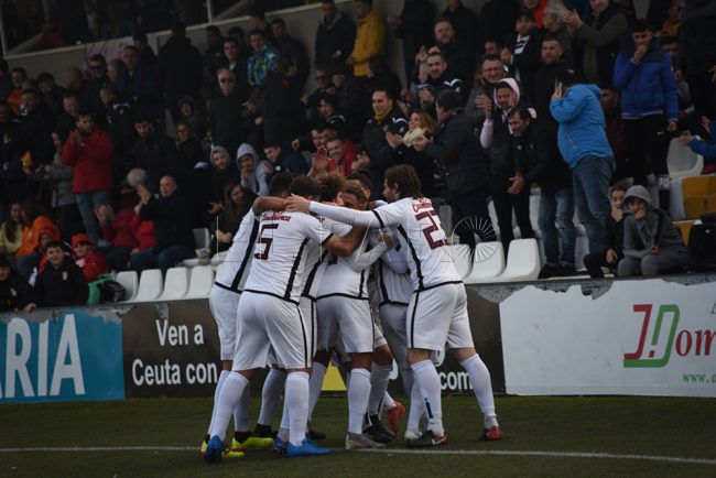 El Faro - El líder pincha en el ‘Murube’ (AD Ceuta 2- 0 Cádiz B)