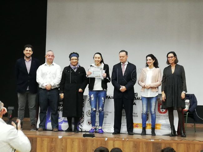 Ehsan El Mouga, ganadora de la fase local de la Olimpiada de Biología