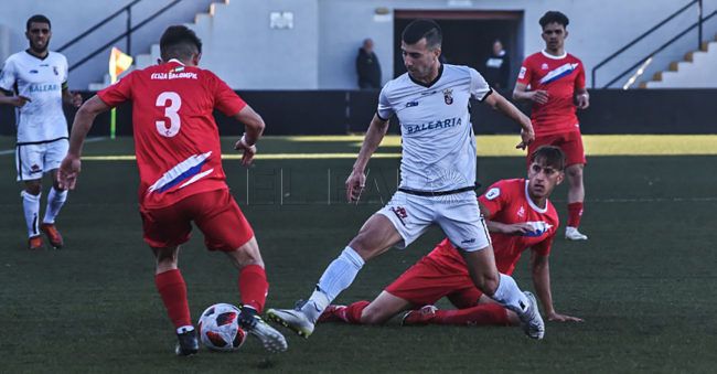 El Ceuta sigue en la cuarta posición