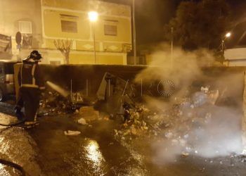 Bomberos Príncipe Contenedores 13 marzo