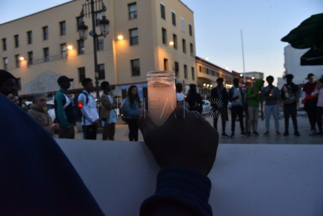 Un Círculo de Silencio en Ceuta contra la deshumanización