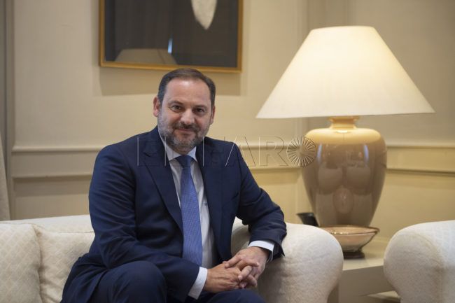 Ábalos: “Nos jugamos evolucionar como país o retroceder en derechos”