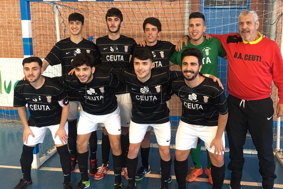 El Deportivo Ceutí paga el esfuerzo realizado ante el líder