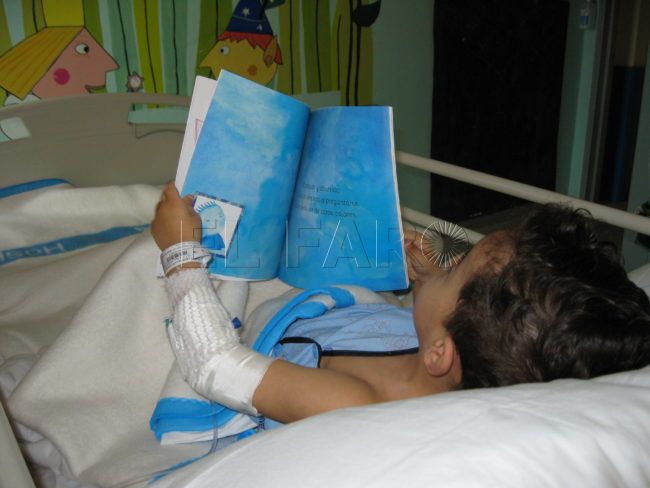 El Faro - El Hospital Universitario de Ceuta celebra con los más pequeños el Día del Libro
