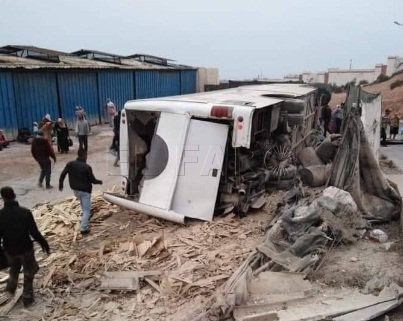 Tres muertos, incluido un bebé, y decenas de heridos en un accidente de tráfico en la ciudad de Agadir