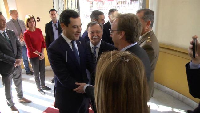 El Faro - El presidente de la Junta de Andalucía apoya a los candidatos del PP de Ceuta al 28A