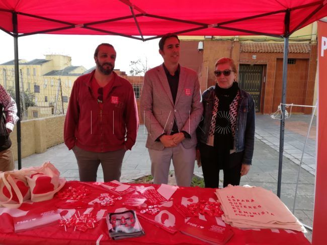 El PSOE se compromete a mejorar las condiciones laborales de los trabajadores sanitarios