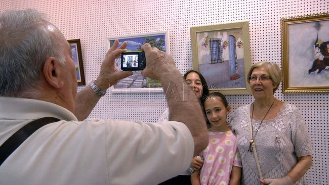 Los alumnos del taller de pintura de Sonsoles Oteyza presentan en la Biblioteca la muestra ‘Luz y color’