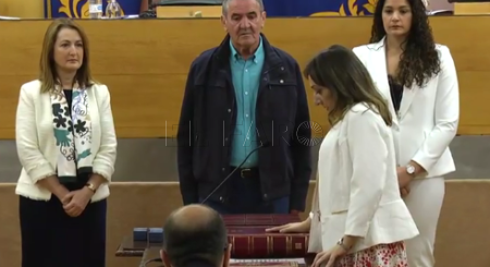 ana-belen-cifuentes-vox-sesion-constitutiva-asamblea