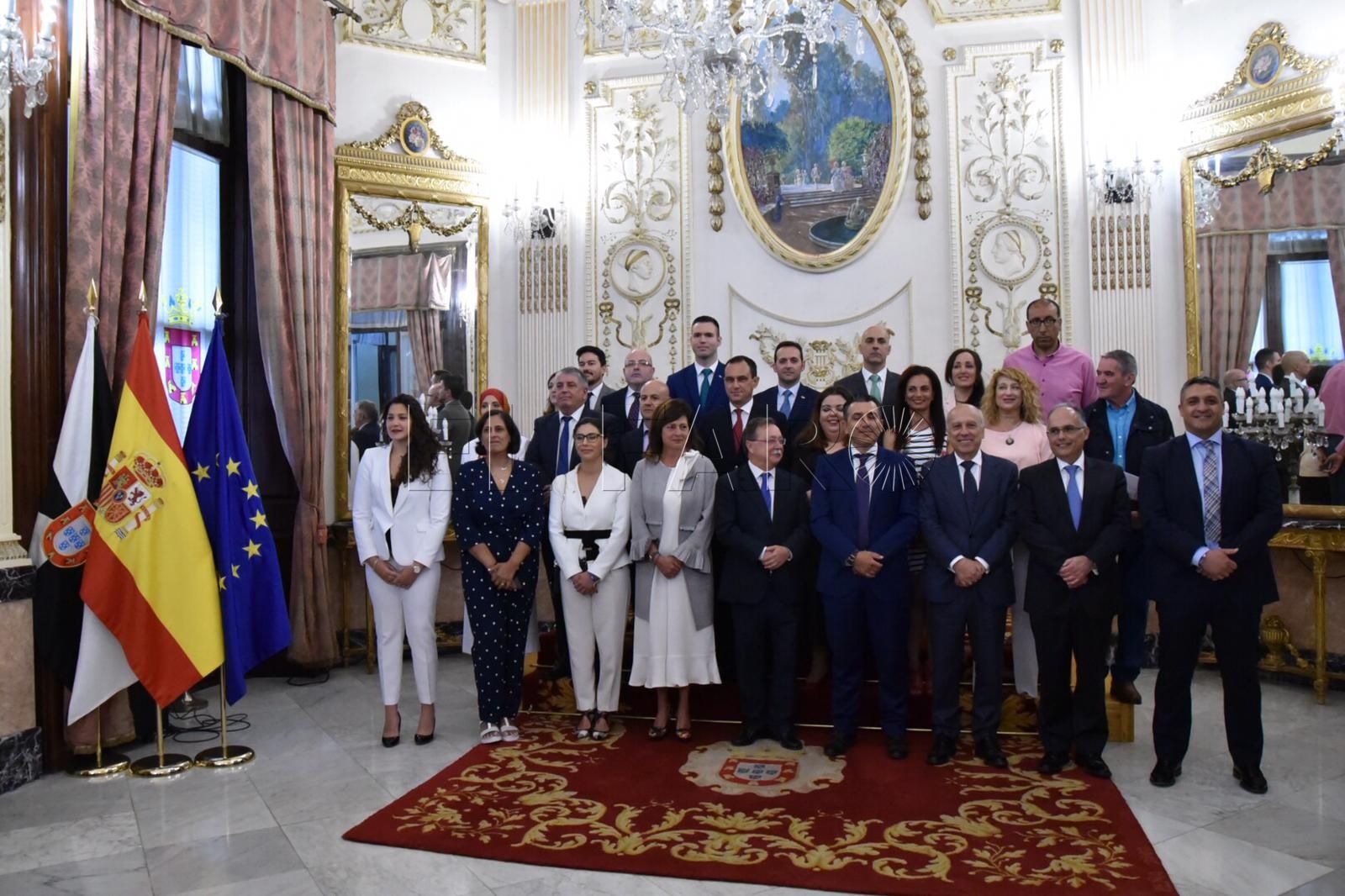 Buenos propósitos entre los líderes de la Asamblea, sin acuerdos de gobierno PP-PSOE