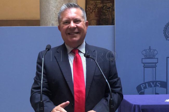 Dos profesionales del Ingesa de Ceuta condecorados por ayudar en Mozambique tras el ciclón